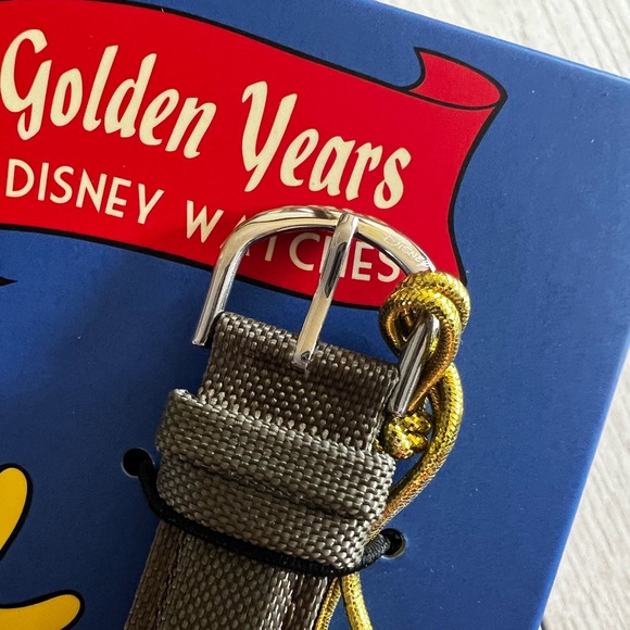 NWT Vintage Disney’s Golden Years of Watches Gray Watch - Picture 11 of 14